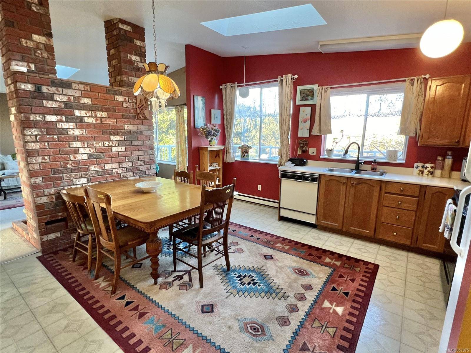 Nanaimo, BC V9T 4G5,3642 Cottleview Dr