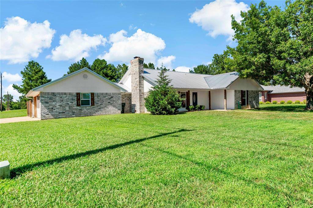 Powderly, TX 75473,17 HELENA