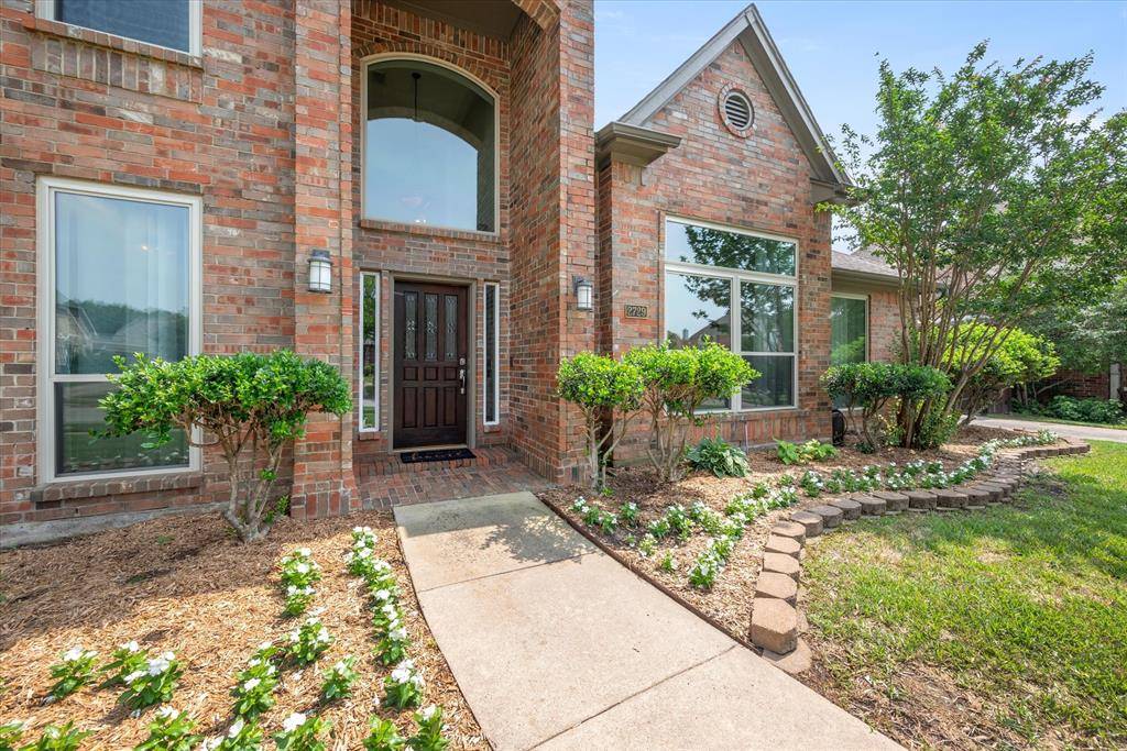 Grapevine, TX 76051,2729 Springhill Drive