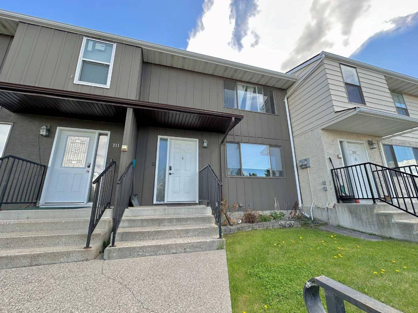 Hinton, AB T7V 1K8,457 COLLINGE RD #313