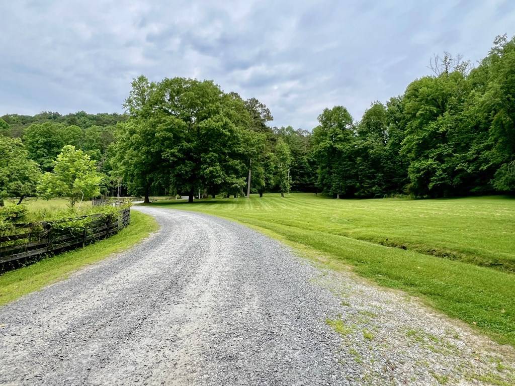 Ellijay, GA 30540,24 Pickett Mill Lane