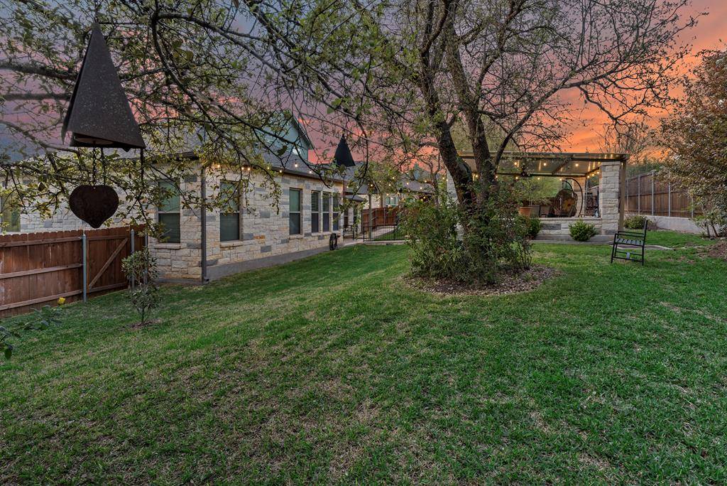 Fredericksburg, TX 78624,2313 -- Stone Meadow