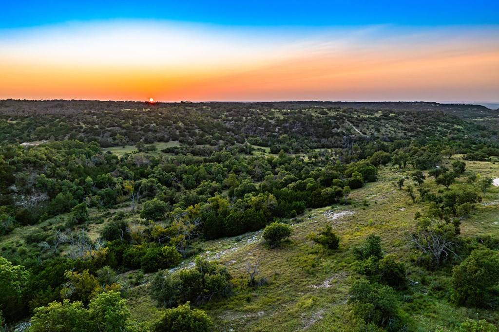 Fredericksburg, TX 78624,163 -- Canyons Dr