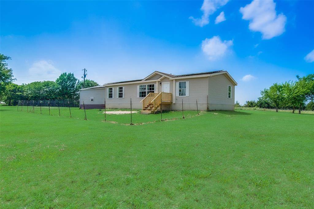 Farmersville, TX 75442,5516 County Road 1129