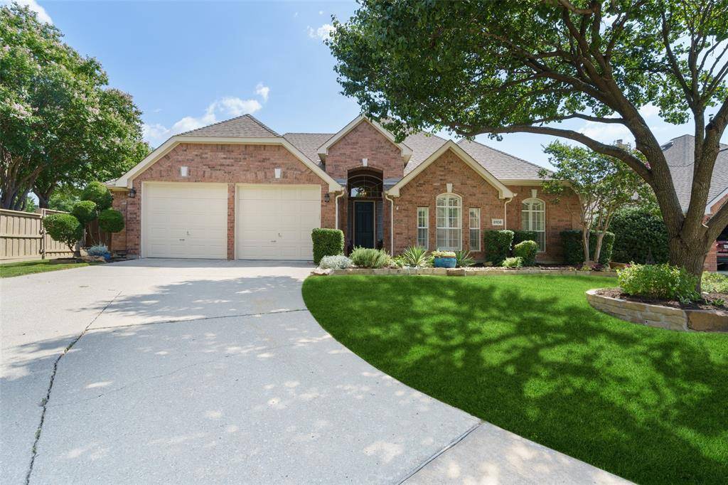 Mckinney, TX 75072,8108 Purple Martin Way