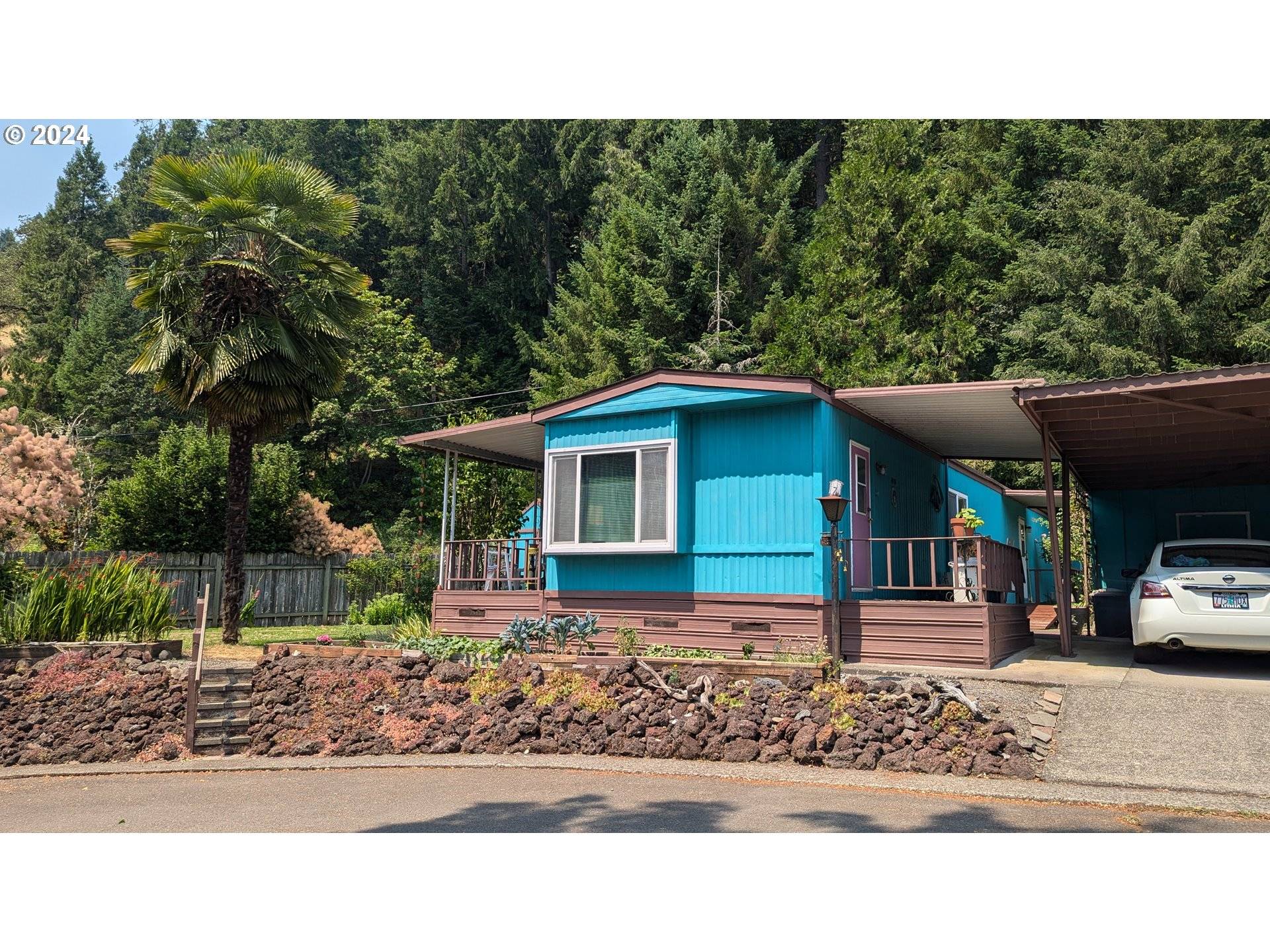 Oakridge, OR 97463,76726 SIMPSON DR #7