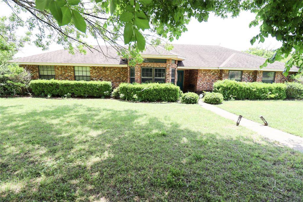 Oak Leaf, TX 75154,124 Walnut Court