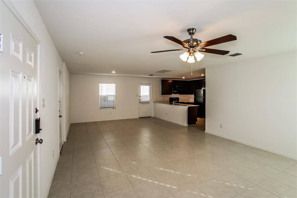 Princeton, TX 75407,5715 Bristle Leaf Drive