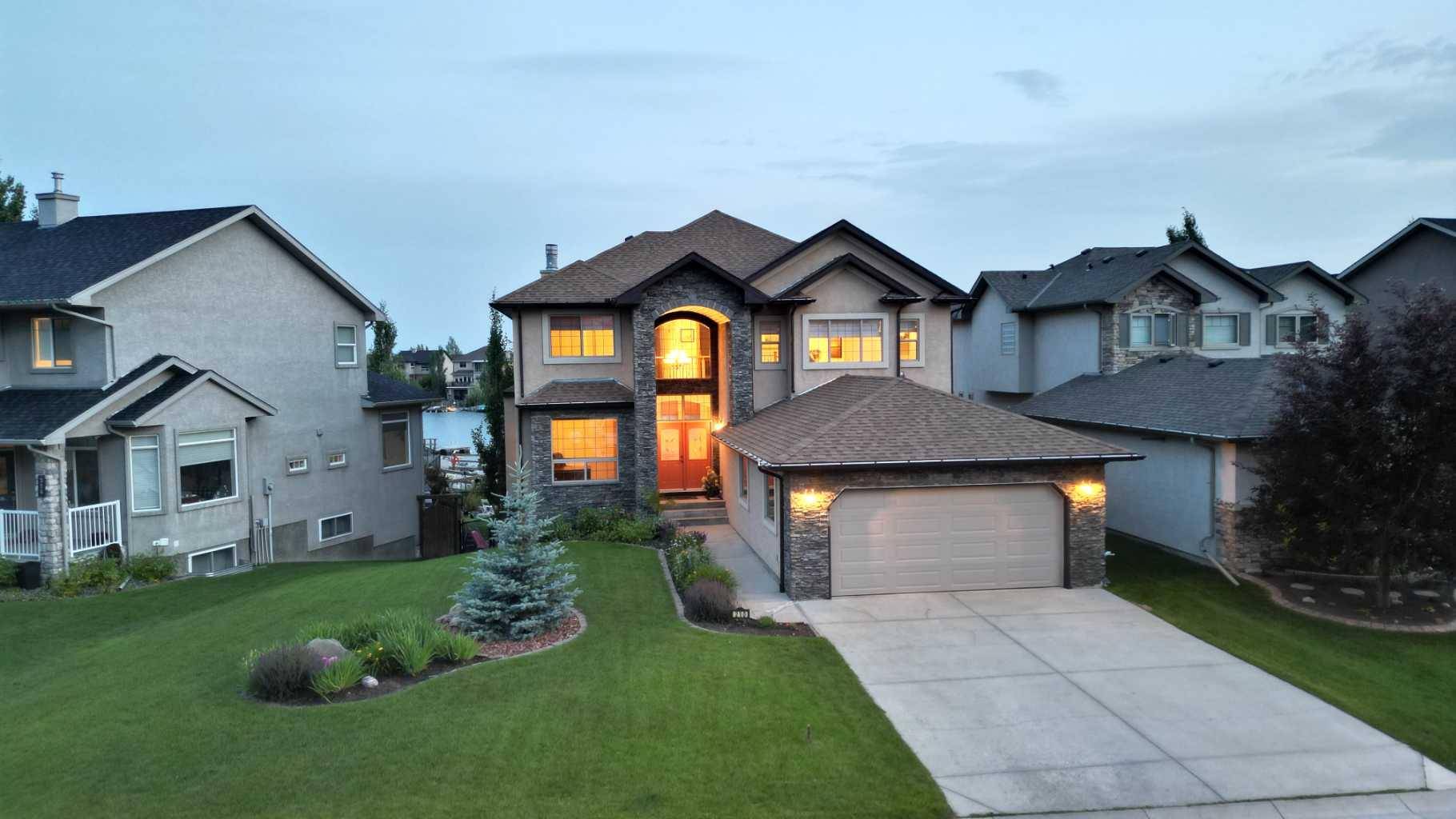 Okotoks, AB T1S 2C5,210 Crystal Shores DR