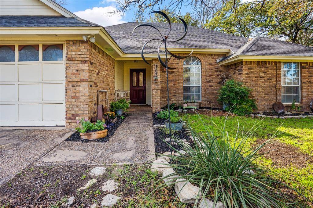 Weatherford, TX 76087,102 Southwinds Drive