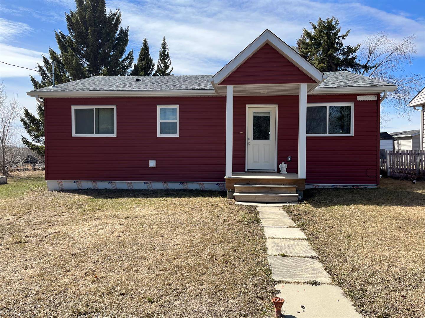 Hughenden, AB T0B 2E0,8 Rydberg Street