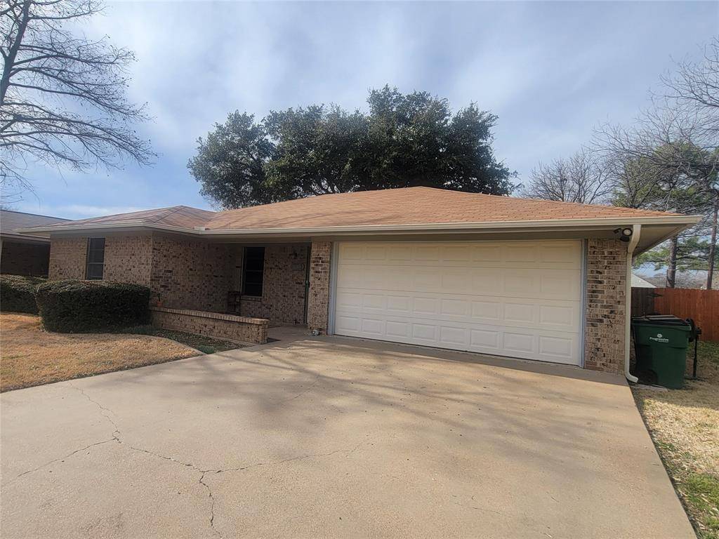 Graham, TX 76450,1416 Green Street