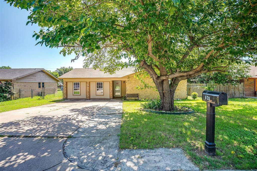 White Settlement, TX 76108,628 Comal Avenue