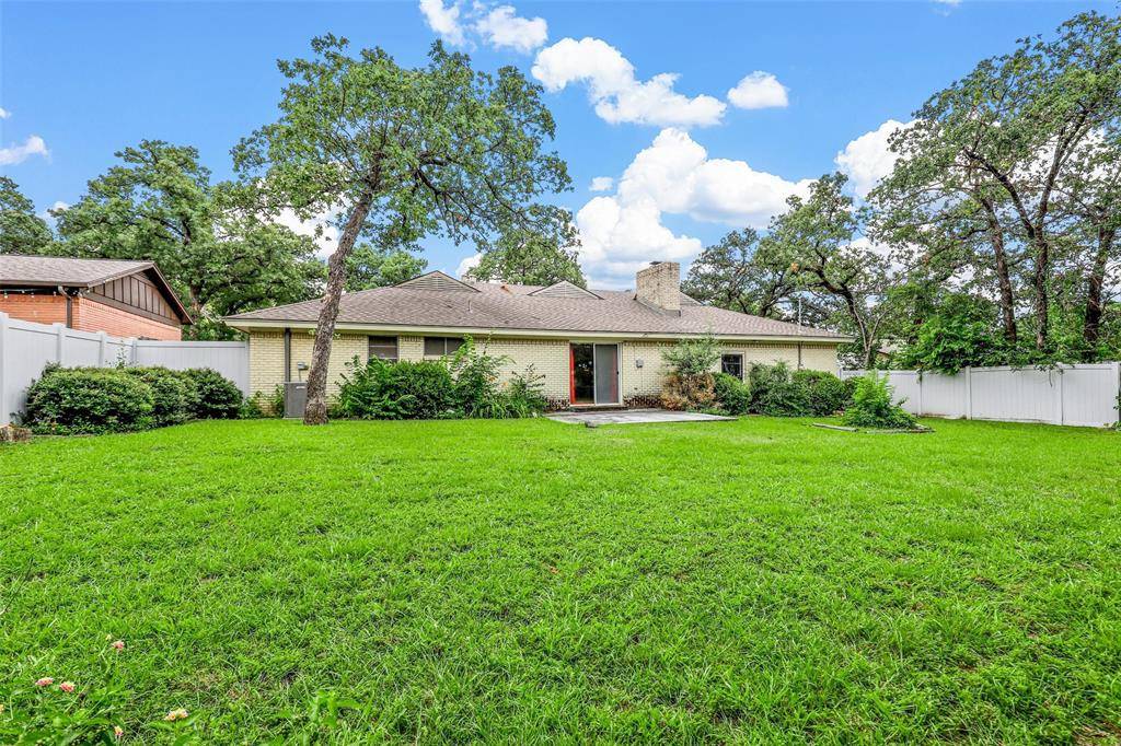 Kennedale, TX 76060,200 W Mistletoe Drive