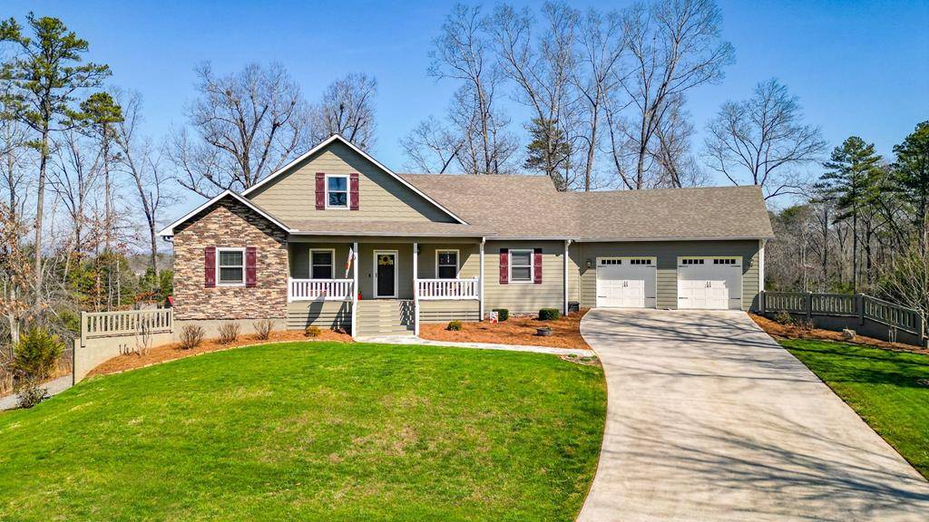 Ellijay, GA 30536,462 APPALOOSA DR