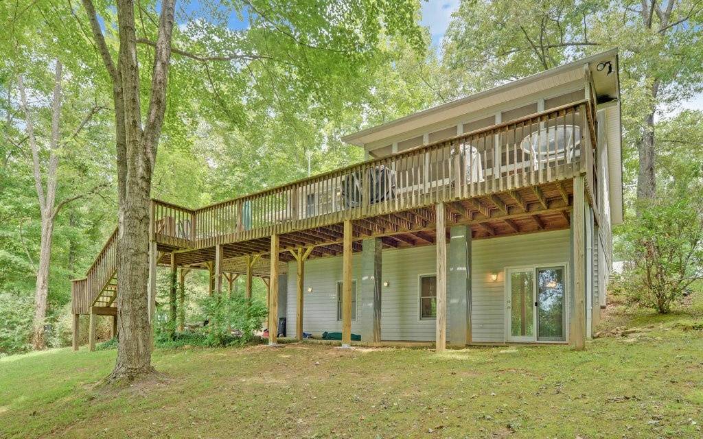 Hayesville, NC 28904,140 Berrong Drive