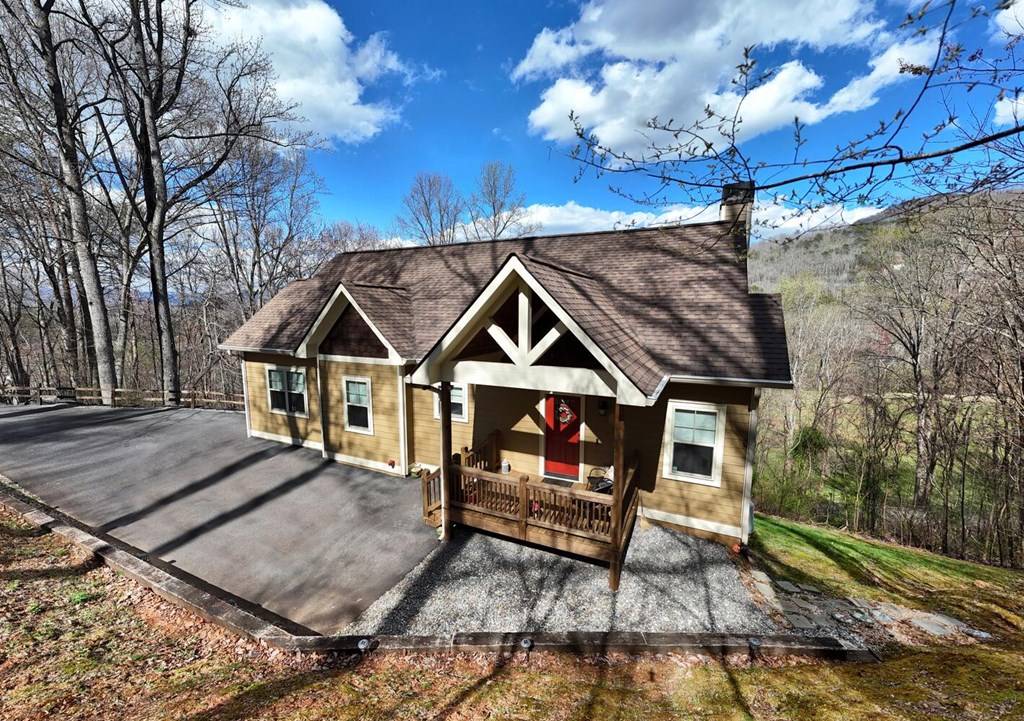 Hiawassee, GA 30546,390 Chancey Drive