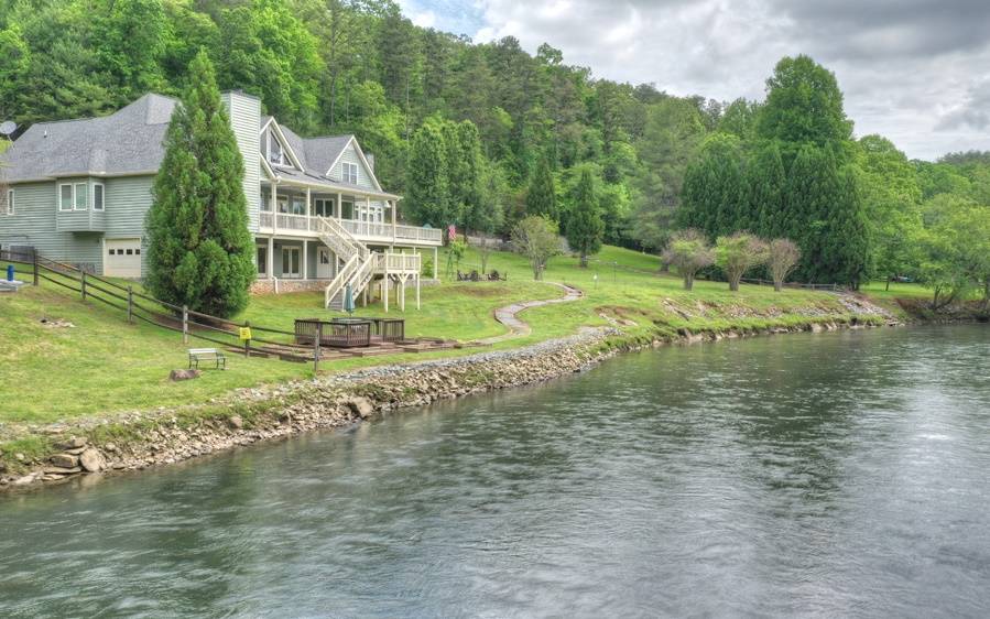 Mineral Bluff, GA 30559,475 Toccoa River Lane