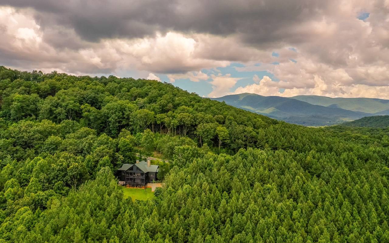 Ellijay, GA 30536,239 Ridge Top Drive