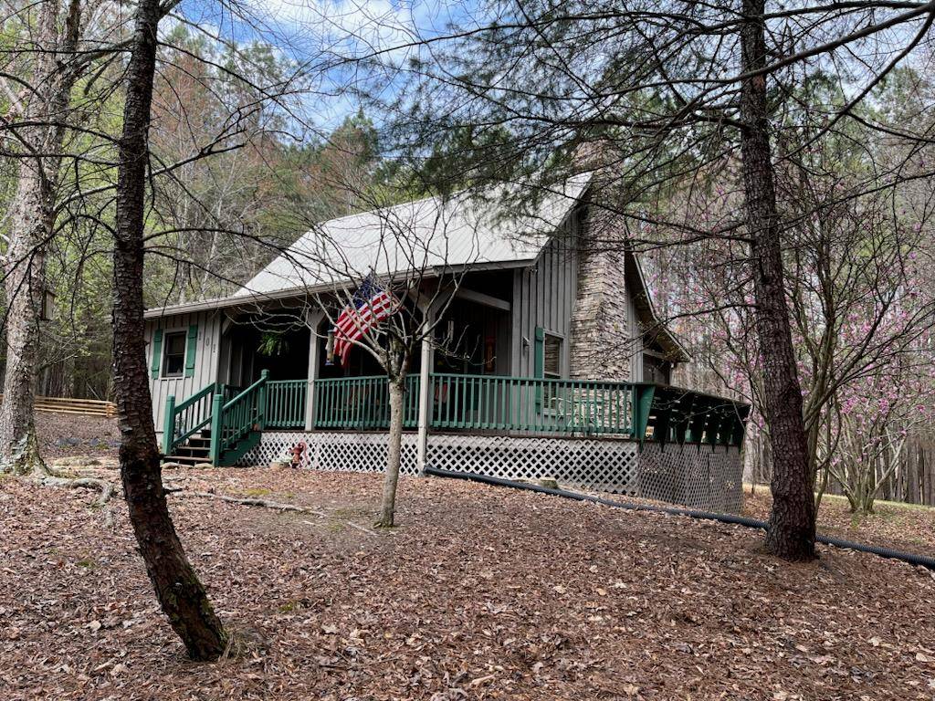 Ellijay, GA 30536,101 Stegall Mill