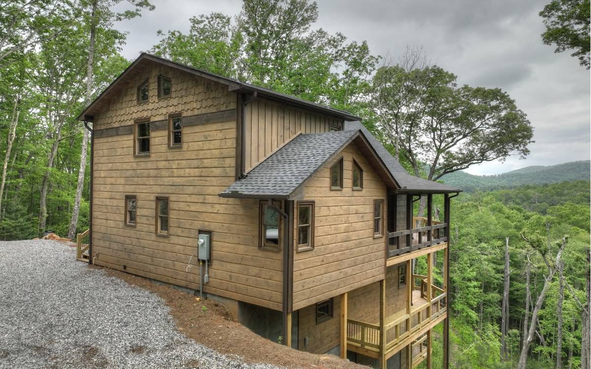 Morganton, GA 30560,197 Mountain Retreat Drive