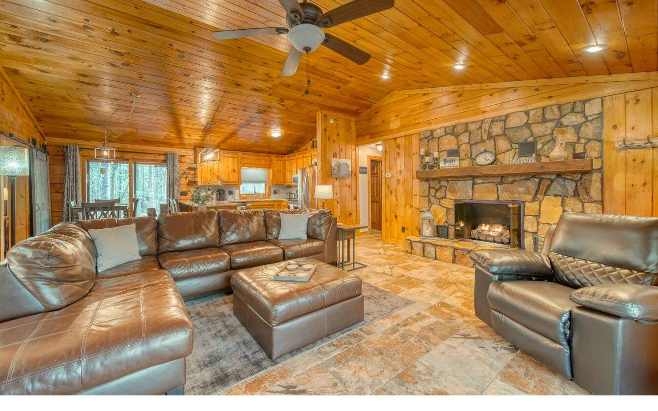 Blairsville, GA 30512,90 Log Cabin Road