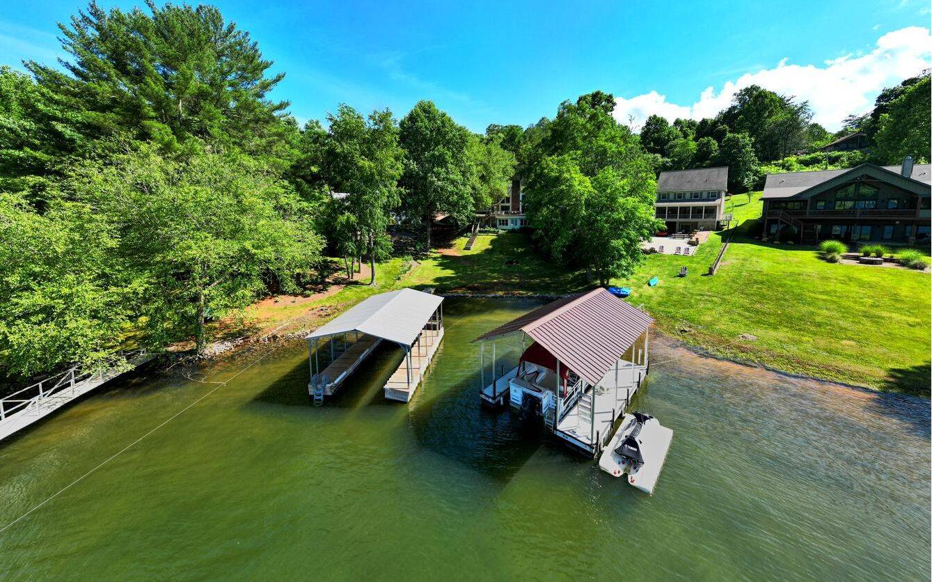 Hiawassee, GA 30546,611 Beech Cove Drive