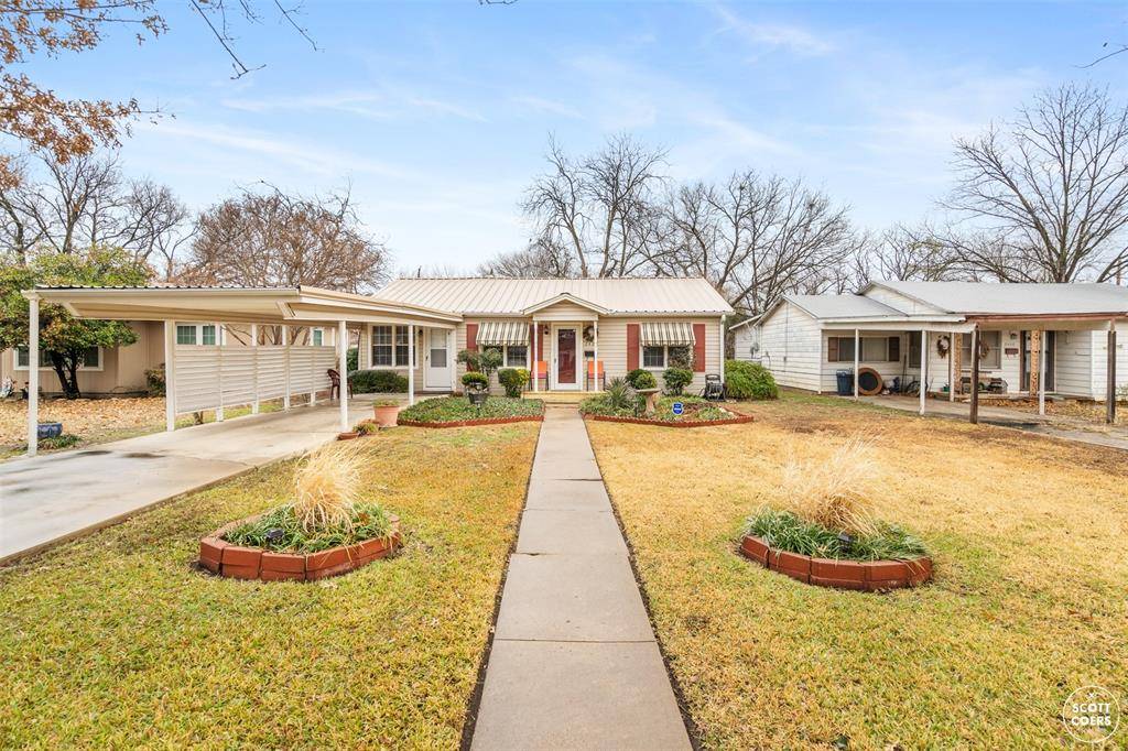 Brownwood, TX 76801,2406 Greenway Drive