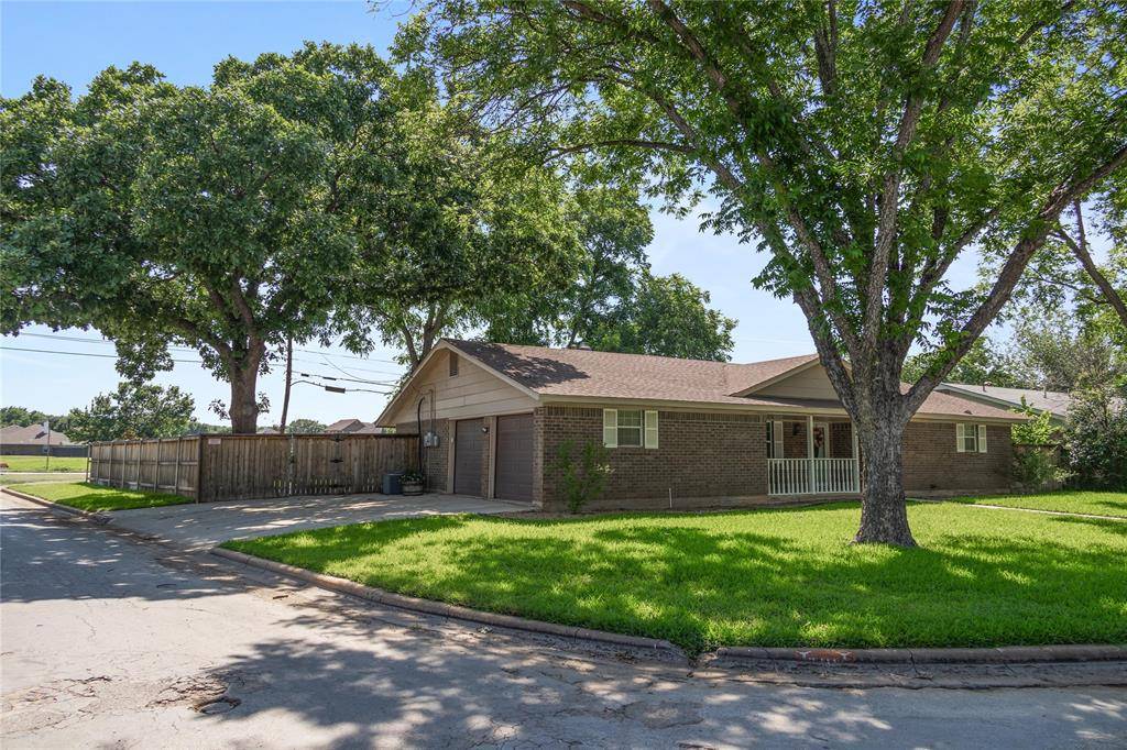 Brownwood, TX 76801,2411 14th Street