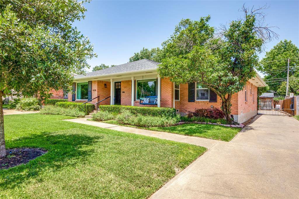 Dallas, TX 75238,9220 Larchwood Drive