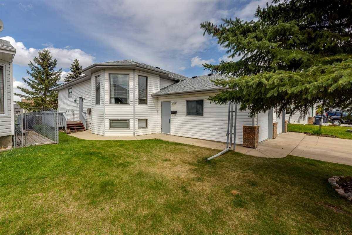 Sylvan Lake, AB T4S 1G4,22 Wildrose DR