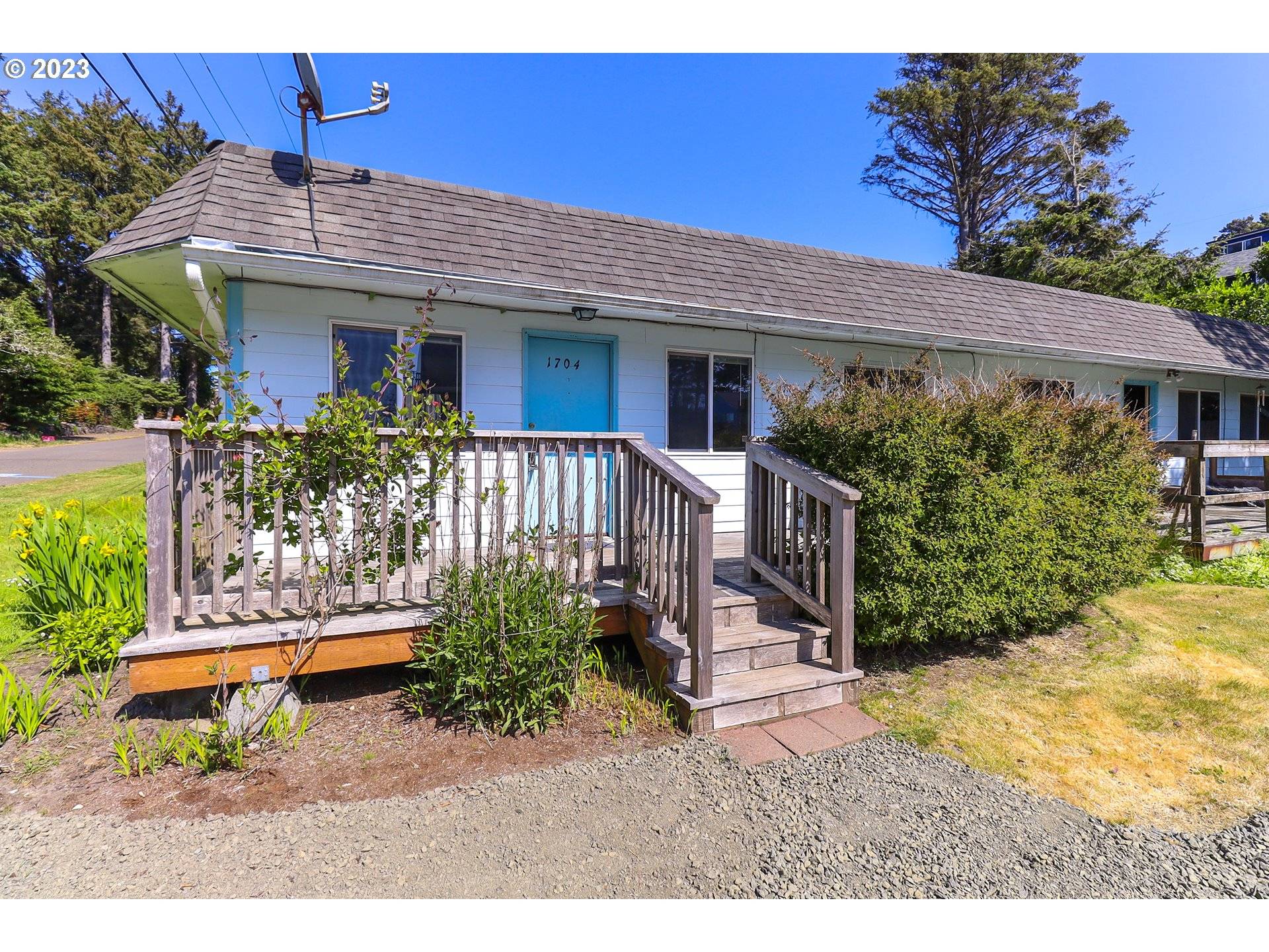 Lincoln City, OR 97367,1704 NW 26TH ST