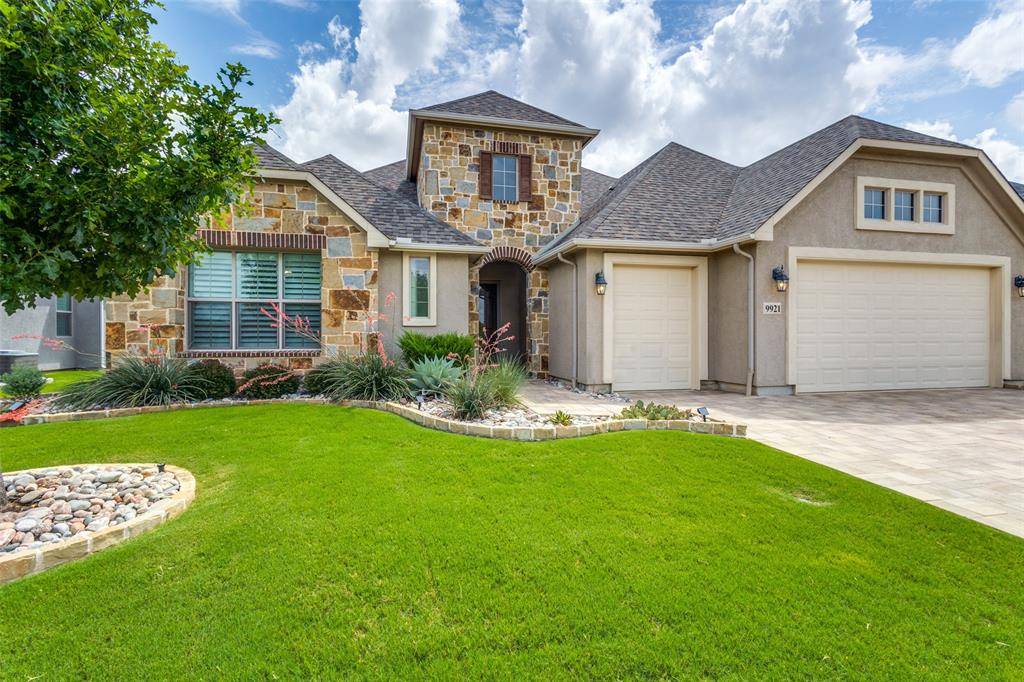 Denton, TX 76207,9921 Flint Way