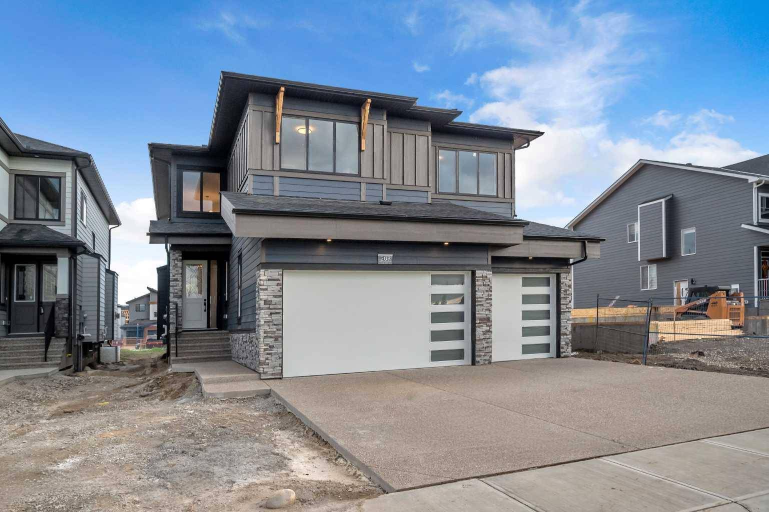 Chestermere, AB T1X 2Y3,209 South Shore VW