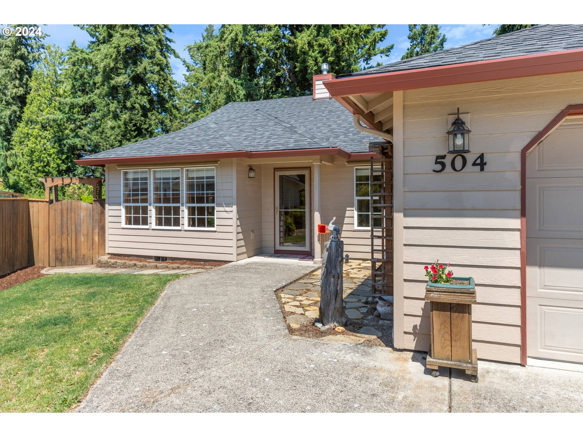 Vancouver, WA 98663,504 NW 56TH CIR