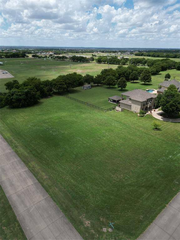 Cedar Hill, TX 75104,1633 High Valley Lane