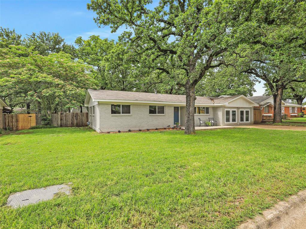 Bridgeport, TX 76426,1704 Kay Avenue