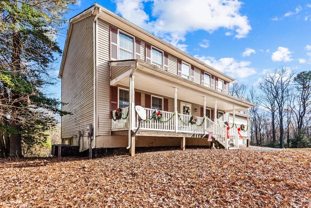 Montross, VA 22520,311 Bay Pointe DR