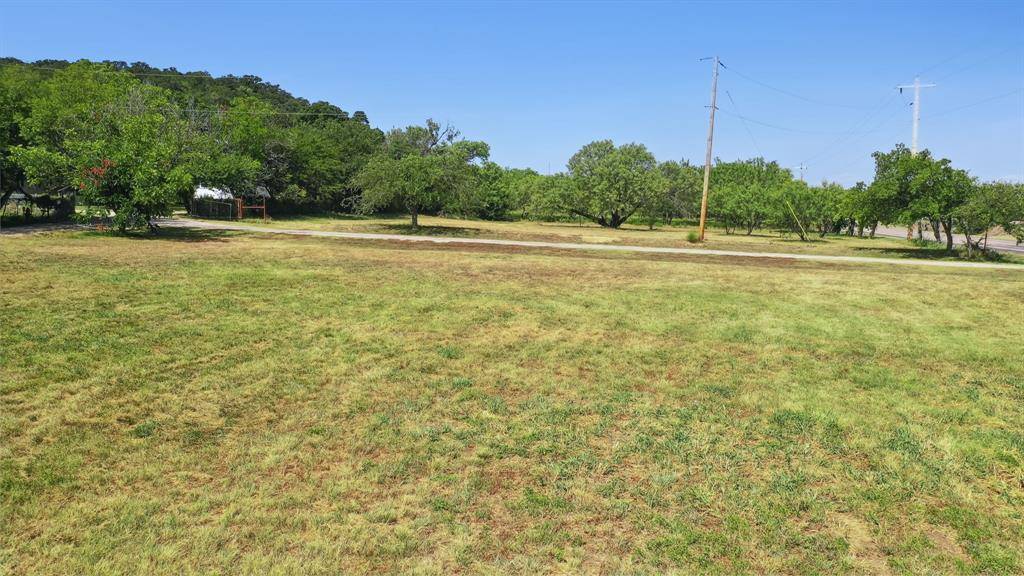 Gordon, TX 76453,423 W Cedar Street