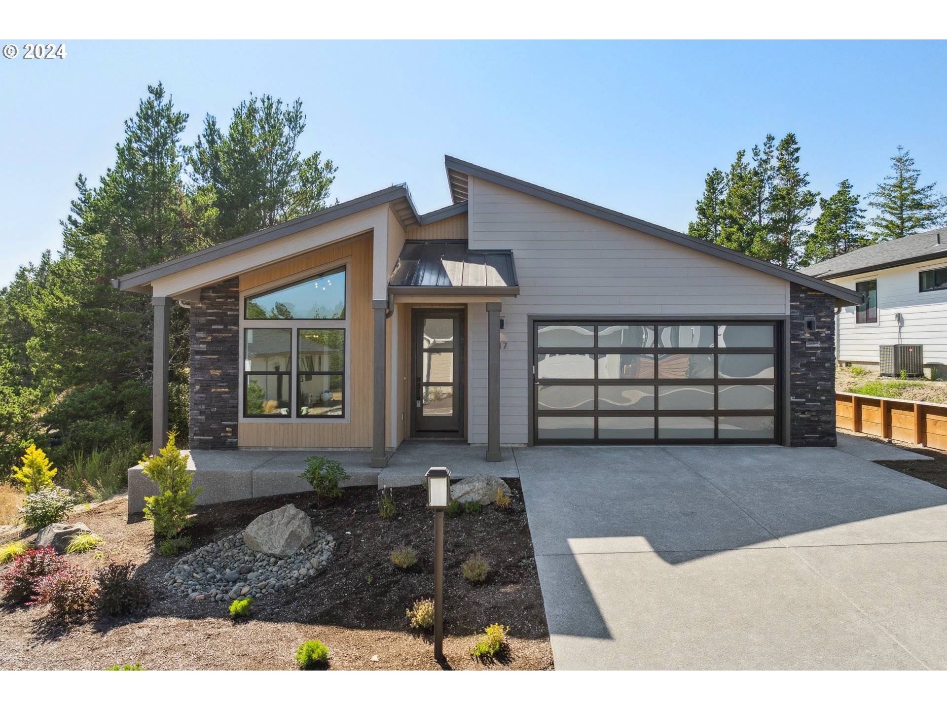 Manzanita, OR 97130,517 Meadows DR