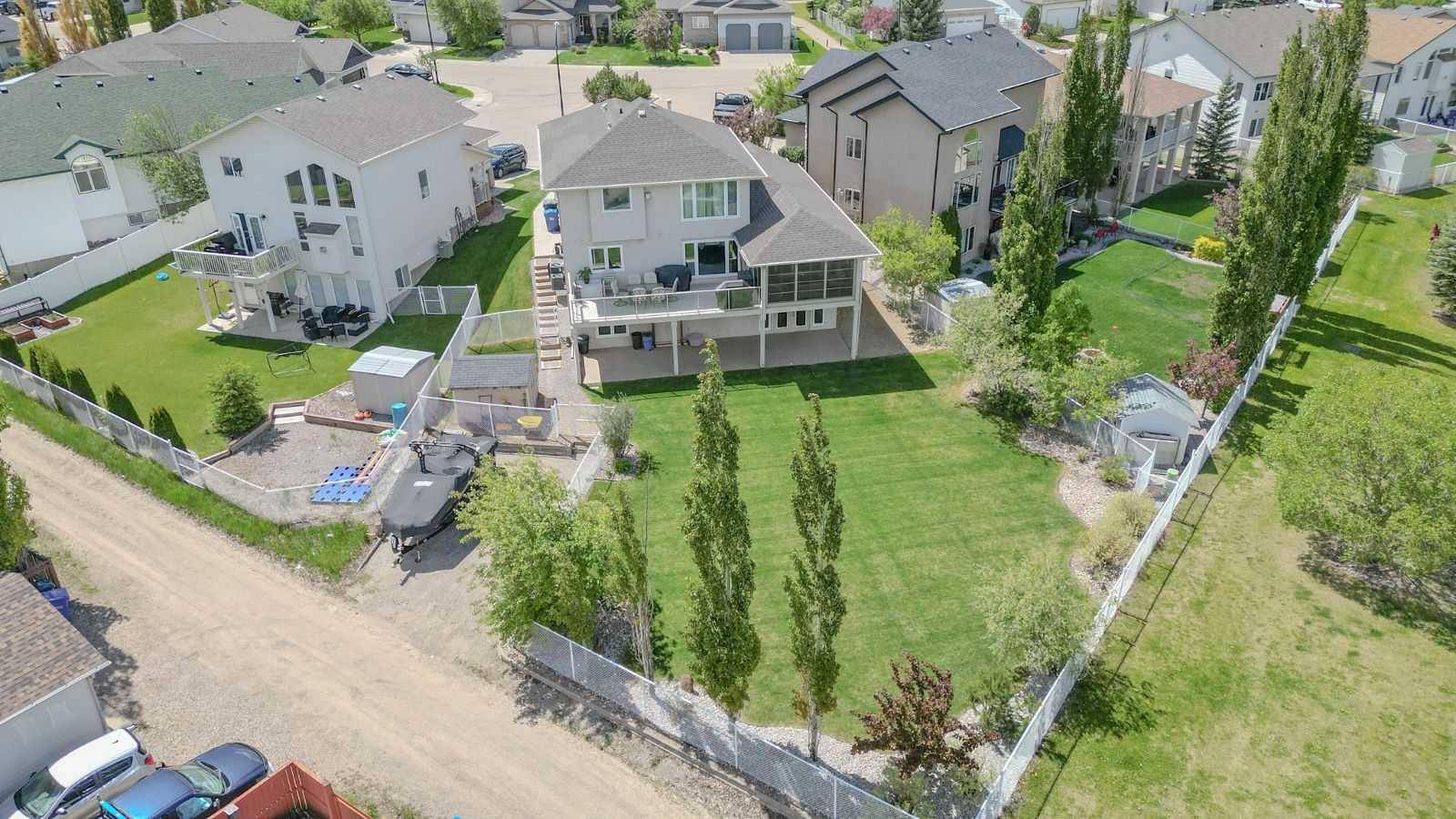 Red Deer, AB T4R3E5,86 Langford CRES