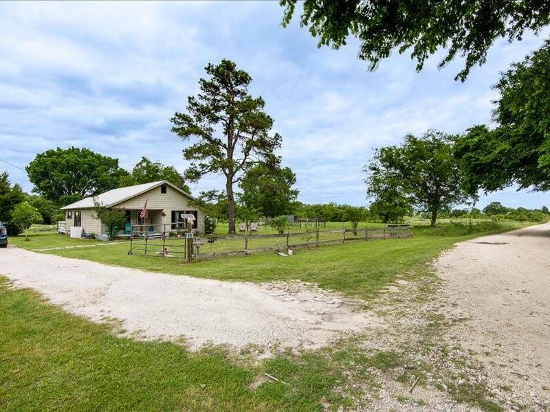 Corsicana, TX 75110,7880 SW CR 2010