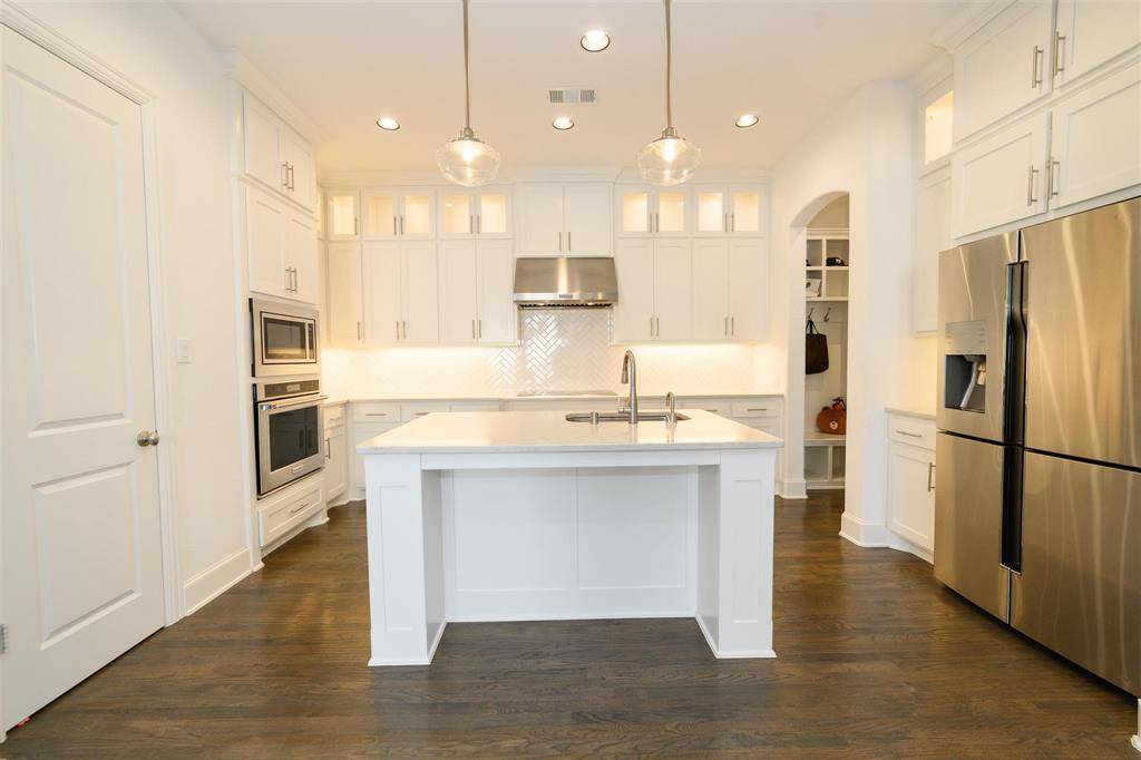 Allen, TX 75013,1066 Nancy Lane