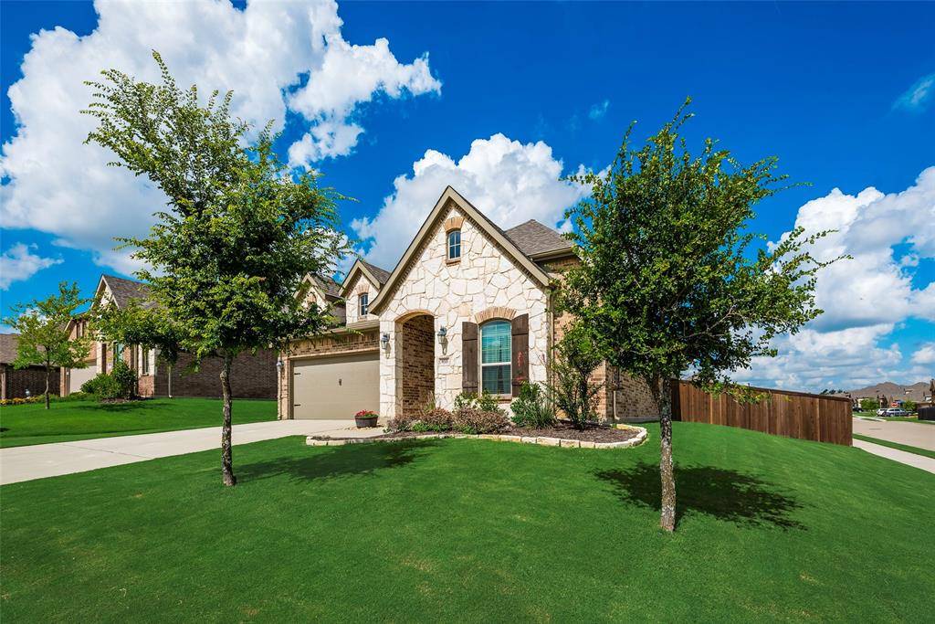 Midlothian, TX 76065,933 Westminster Drive