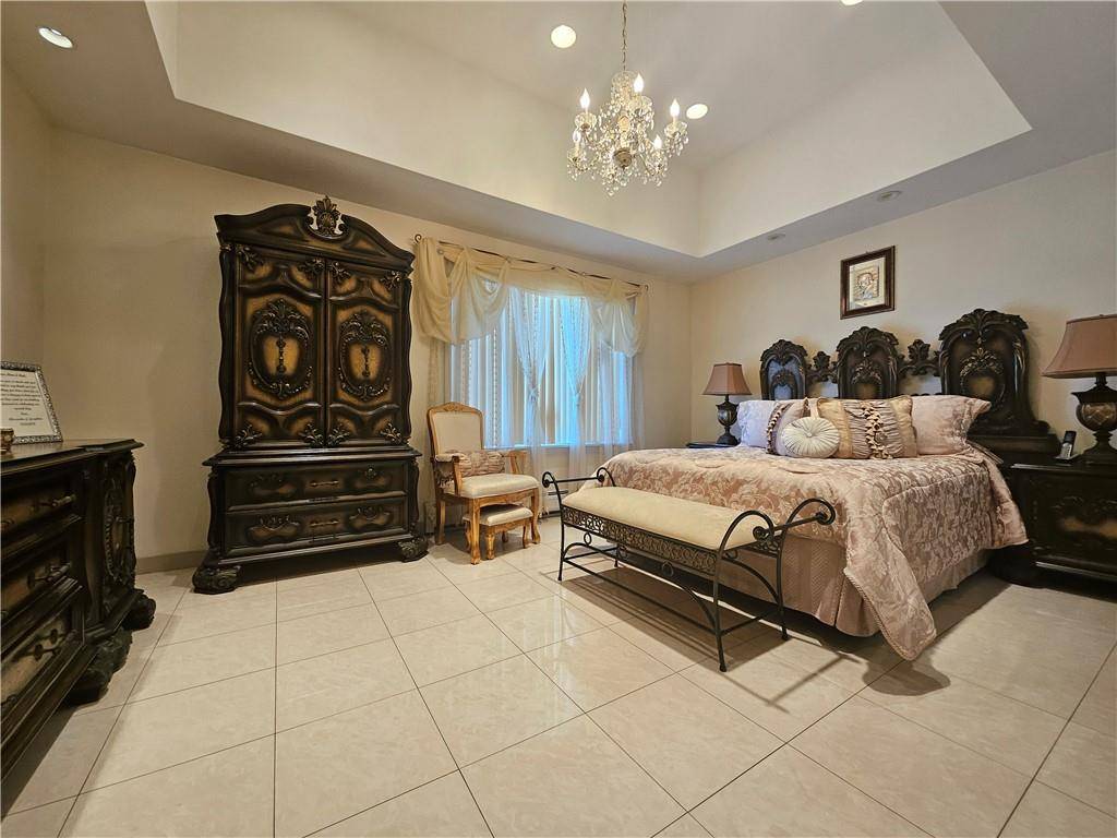 Brooklyn, NY 11204,1633 72nd ST