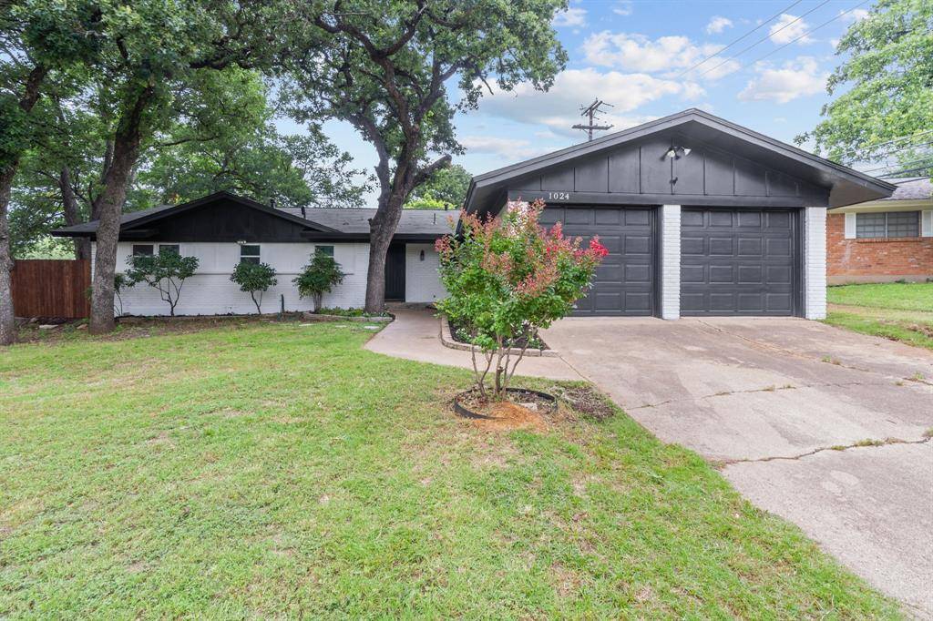 Hurst, TX 76053,1024 Inwood Drive