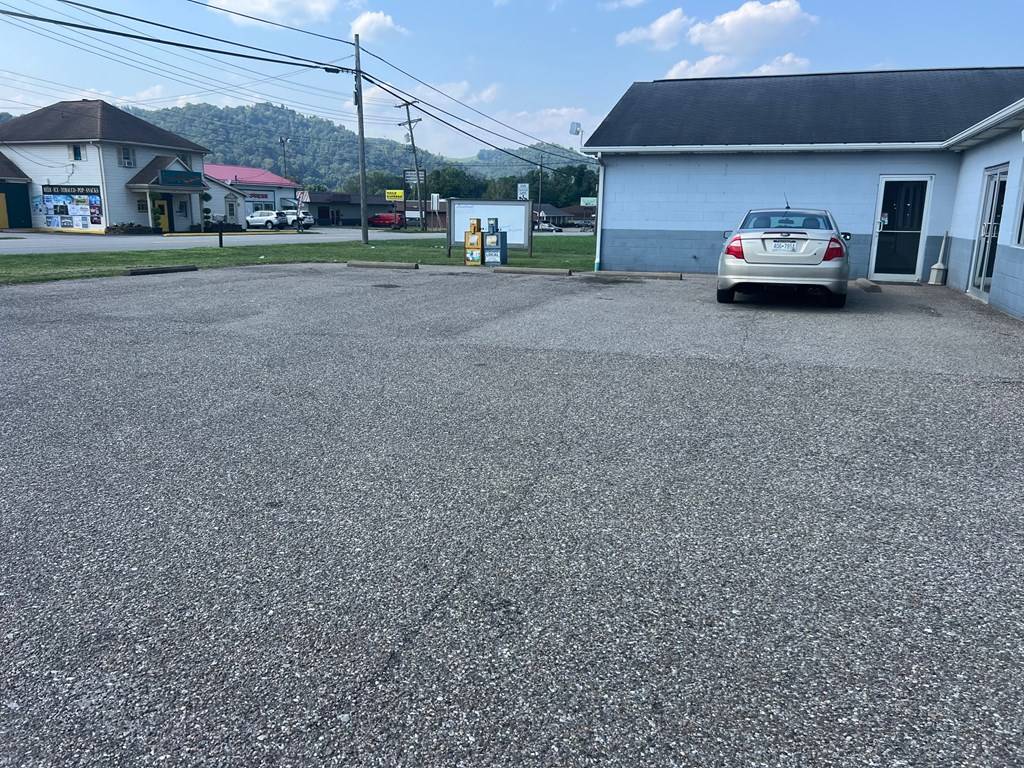 New Martinsville, WV 26155,711 North State Route 2