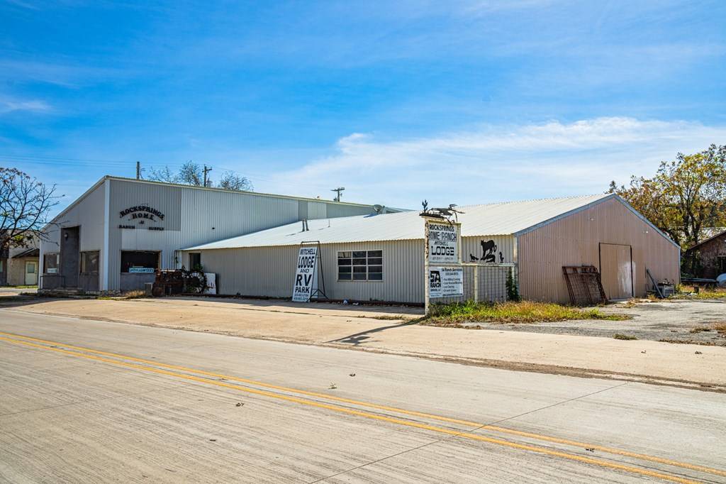 Rocksprings, TX 78880,301 W Main St