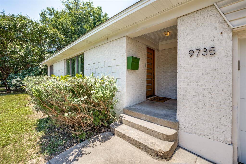 Dallas, TX 75218,9735 E Lake Highlands Drive