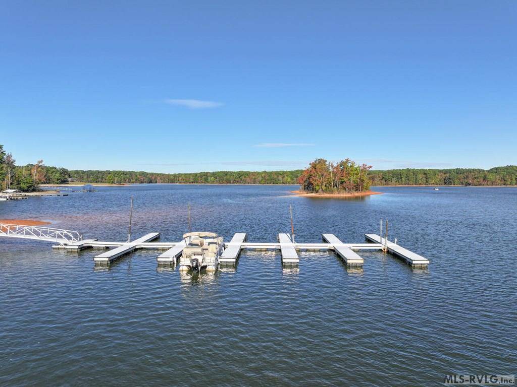 Clarksville, VA 23927,660 Bonanza Trail